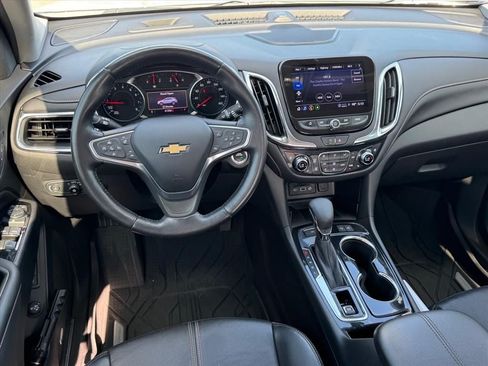Used 2022 Chevrolet Equinox Premier AWD/4WD image 11