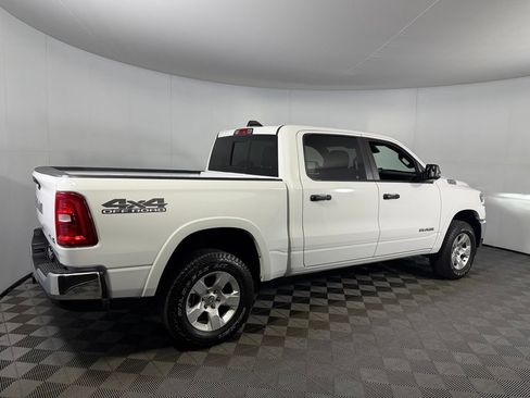Used 2025 RAM 1500 Big Horn AWD/4WD image 8