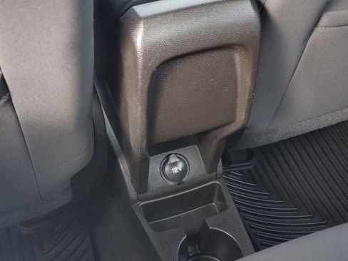 Used 2015 Ford Fiesta SE FWD image 24