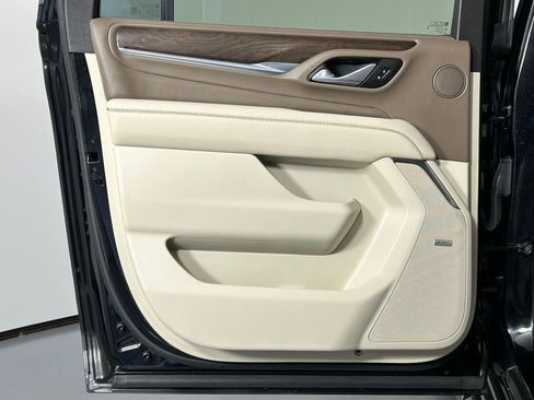 Used 2021 GMC Yukon XL Denali image 18