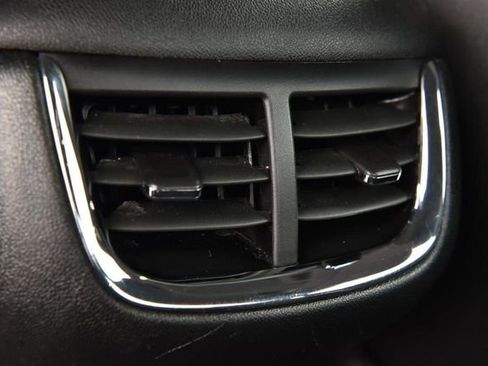 Used 2024 Chevrolet Malibu LT image 20