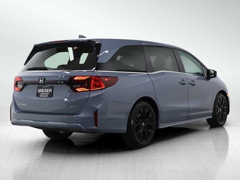 Used 2025 Honda Odyssey Sport-L image 5
