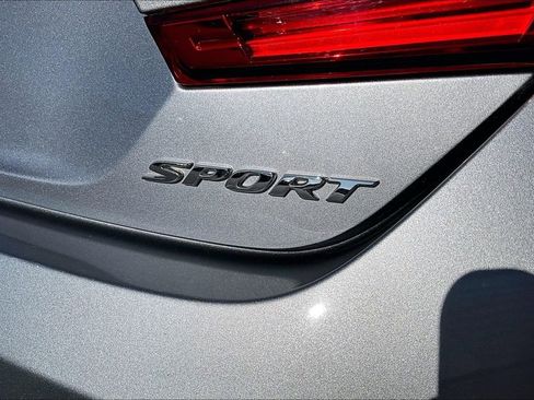 Used 2018 Honda Accord Sport image 24