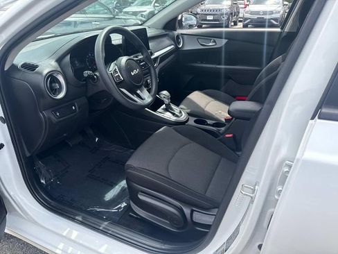 Used 2023 Kia Forte LXS image 17