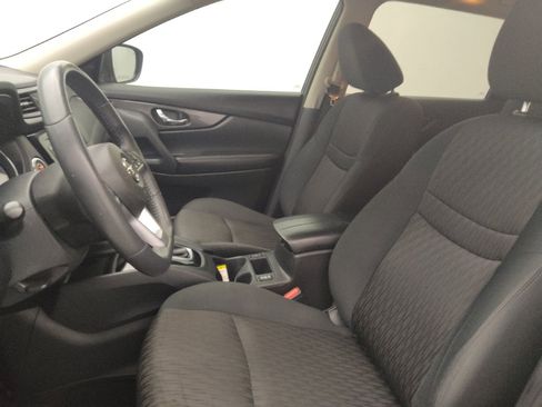 Used 2017 Nissan Rogue SV FWD image 17