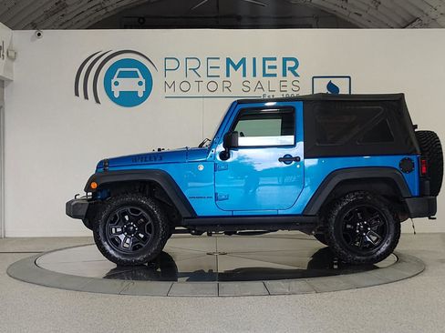 Used 2015 Jeep Wrangler Sport image 3