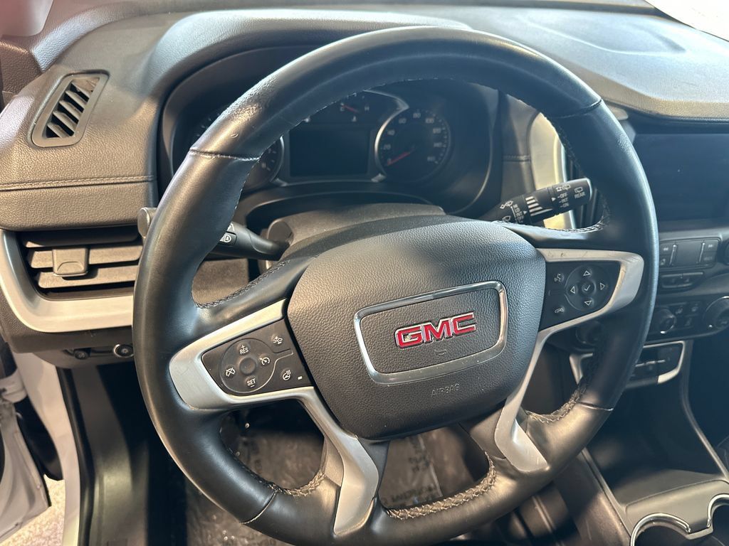 Used 2024 GMC Terrain SLT AWD/4WD image 28