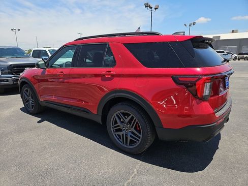 New 2026 Ford Explorer ST-Line w/ ST-Line Street Pack RWD image 8