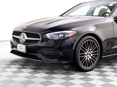 Used 2023 Mercedes-Benz C 300 4MATIC Sedan image 40