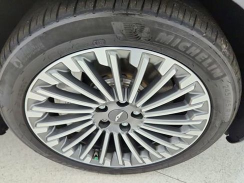 Used 2024 Genesis G80 image 56