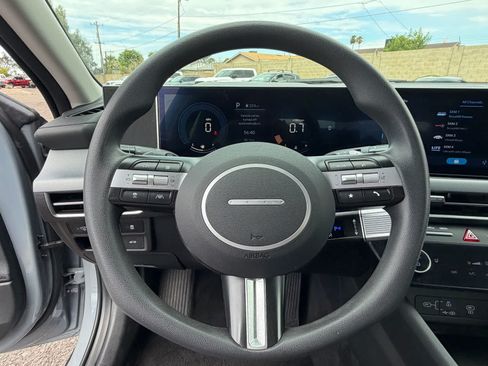 Used 2025 Hyundai Sonata SEL AWD/4WD image 15