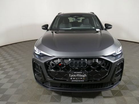 New 2026 Audi SQ5 Premium Plus image 25