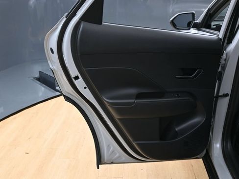 Used 2026 Hyundai Kona SE FWD image 37