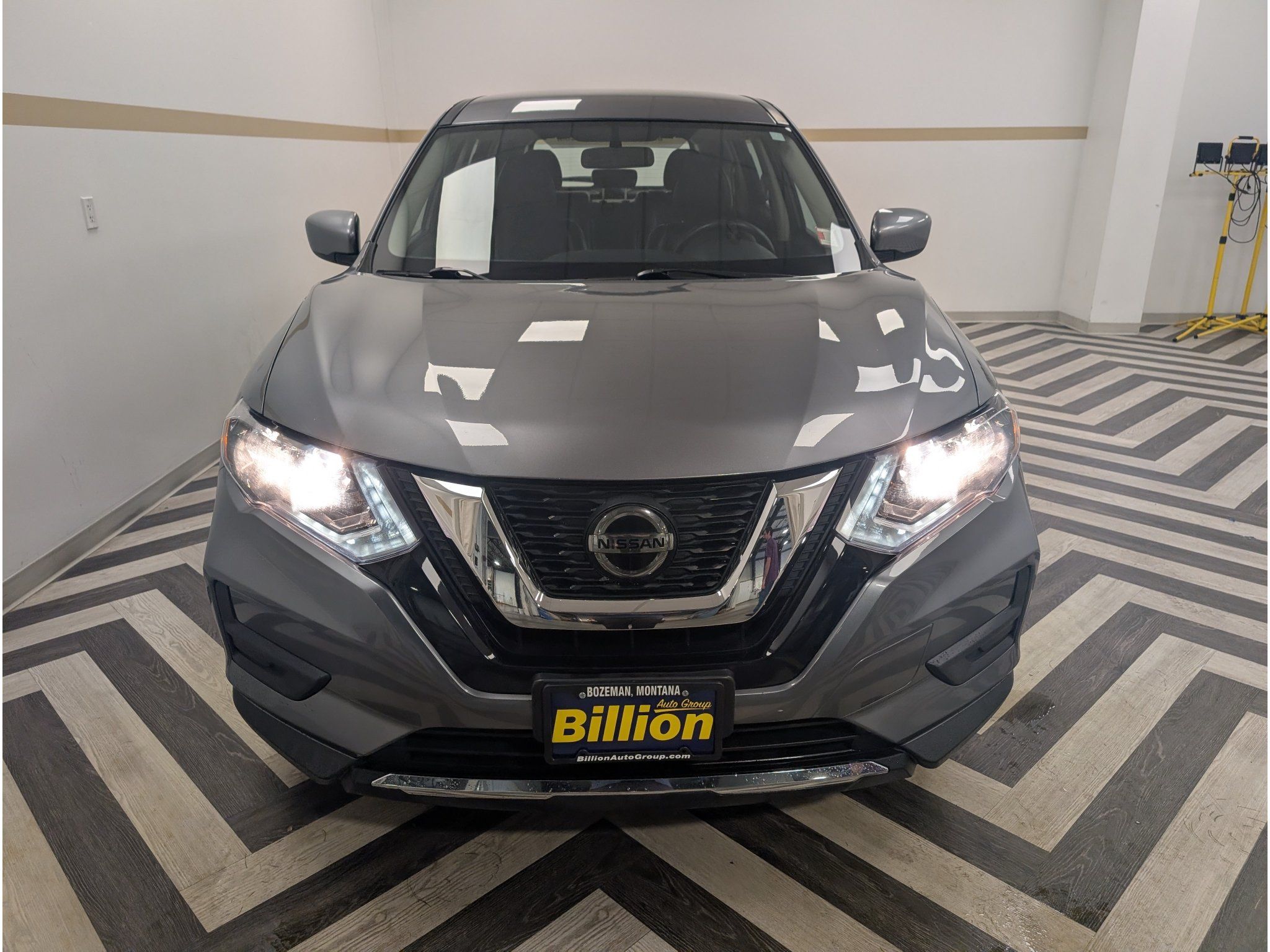 Used 2018 Nissan Rogue S AWD/4WD image 26