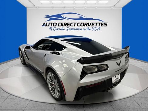 Used 2019 Chevrolet Corvette Z06 RWD image 40