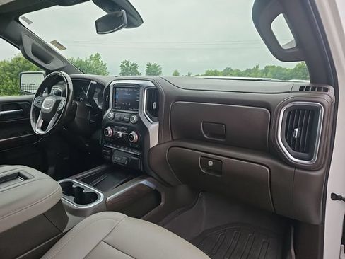 Used 2021 GMC Sierra 1500 SLT w/ SLT Premium Plus Package AWD/4WD image 28