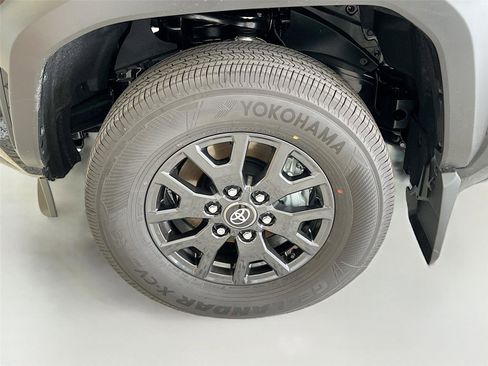 New 2026 Toyota 4Runner SR5 image 27