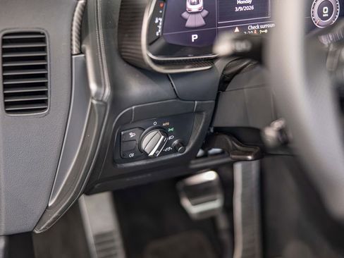 Used 2017 Audi R8 V10 plus image 20