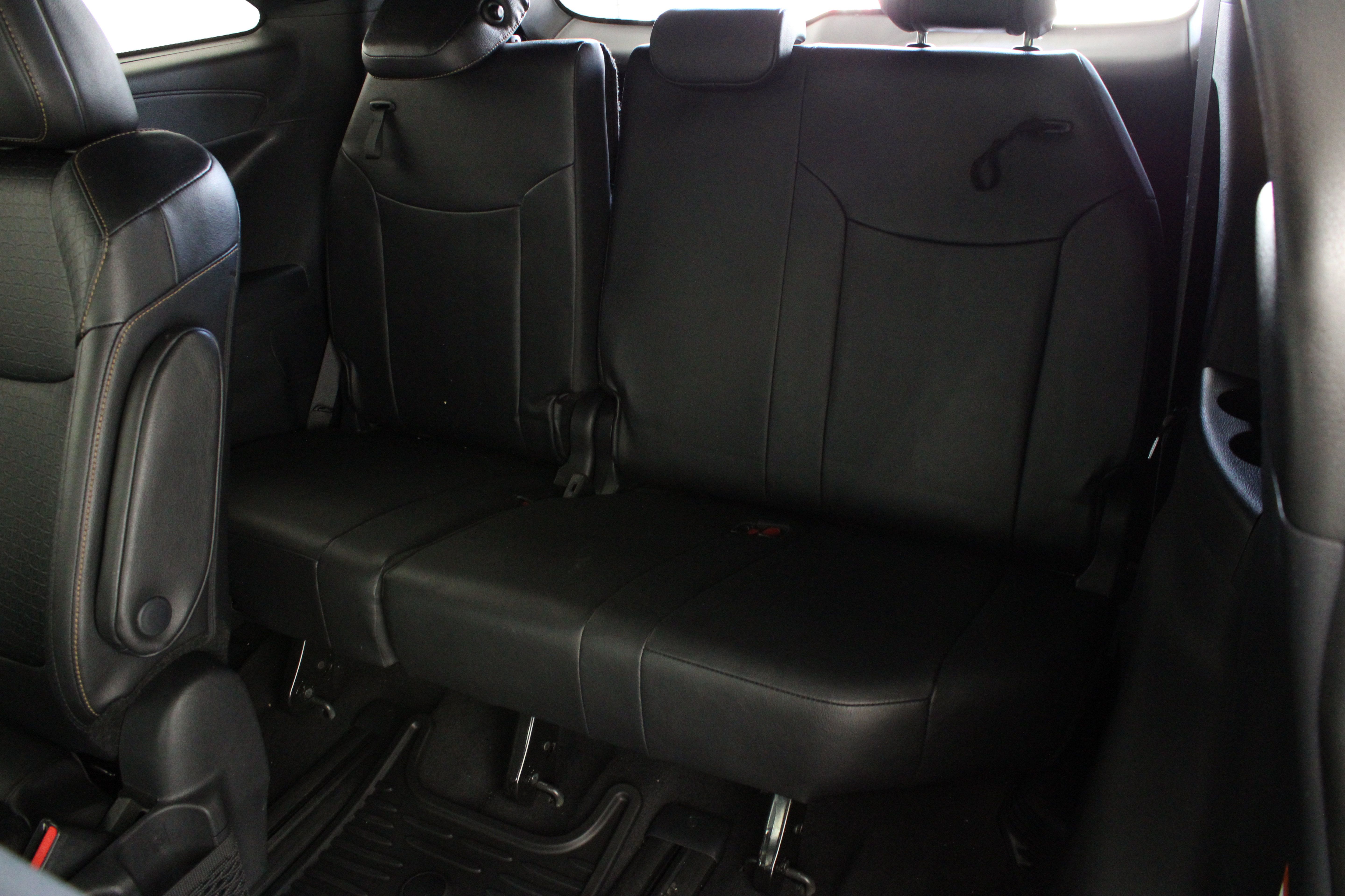 Certified 2025 Toyota Sienna XLE Woodland Edition AWD/4WD image 33