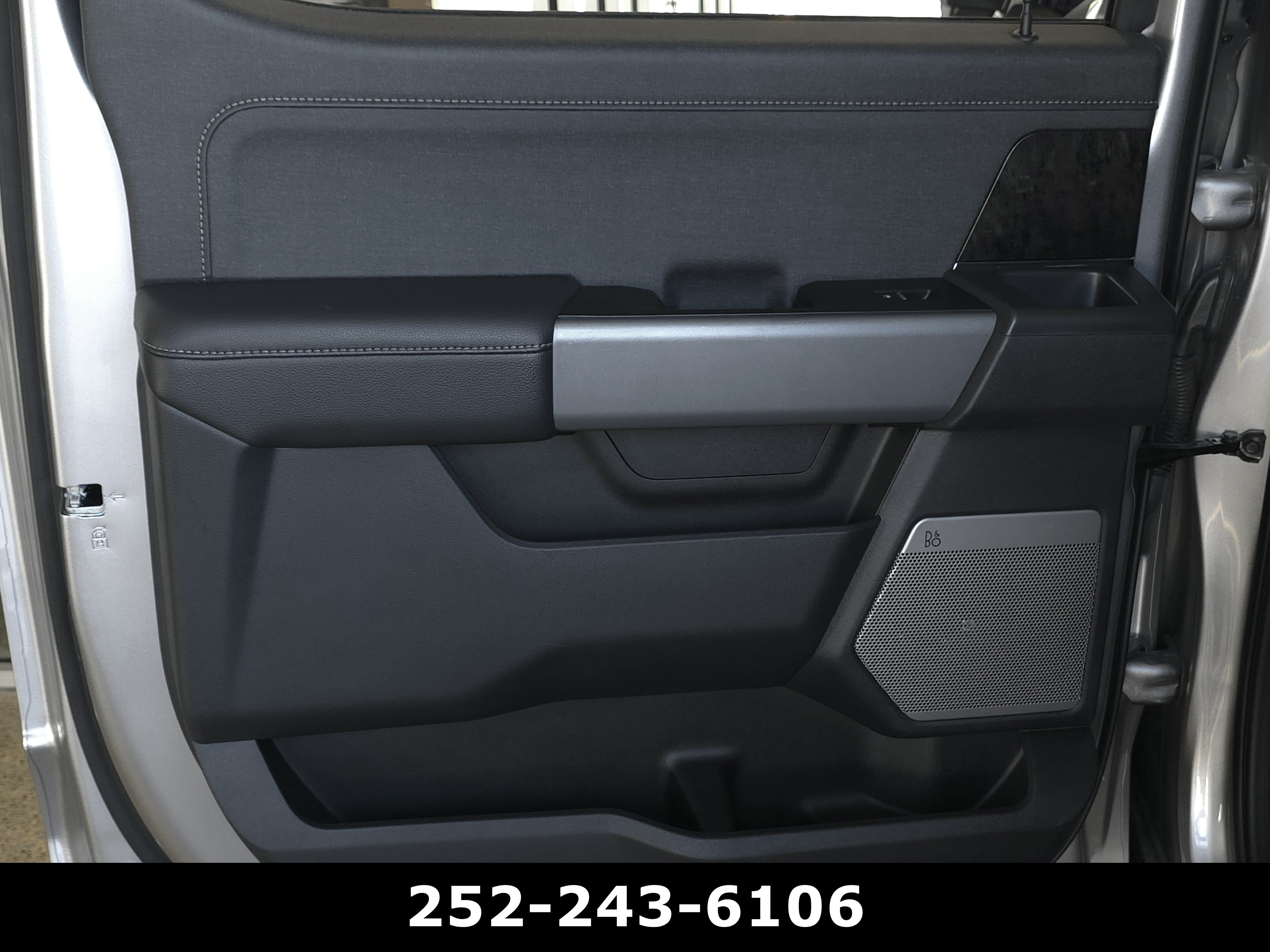 Used 2024 Ford F350 Lariat w/ Lariat Ultimate Package AWD/4WD image 39