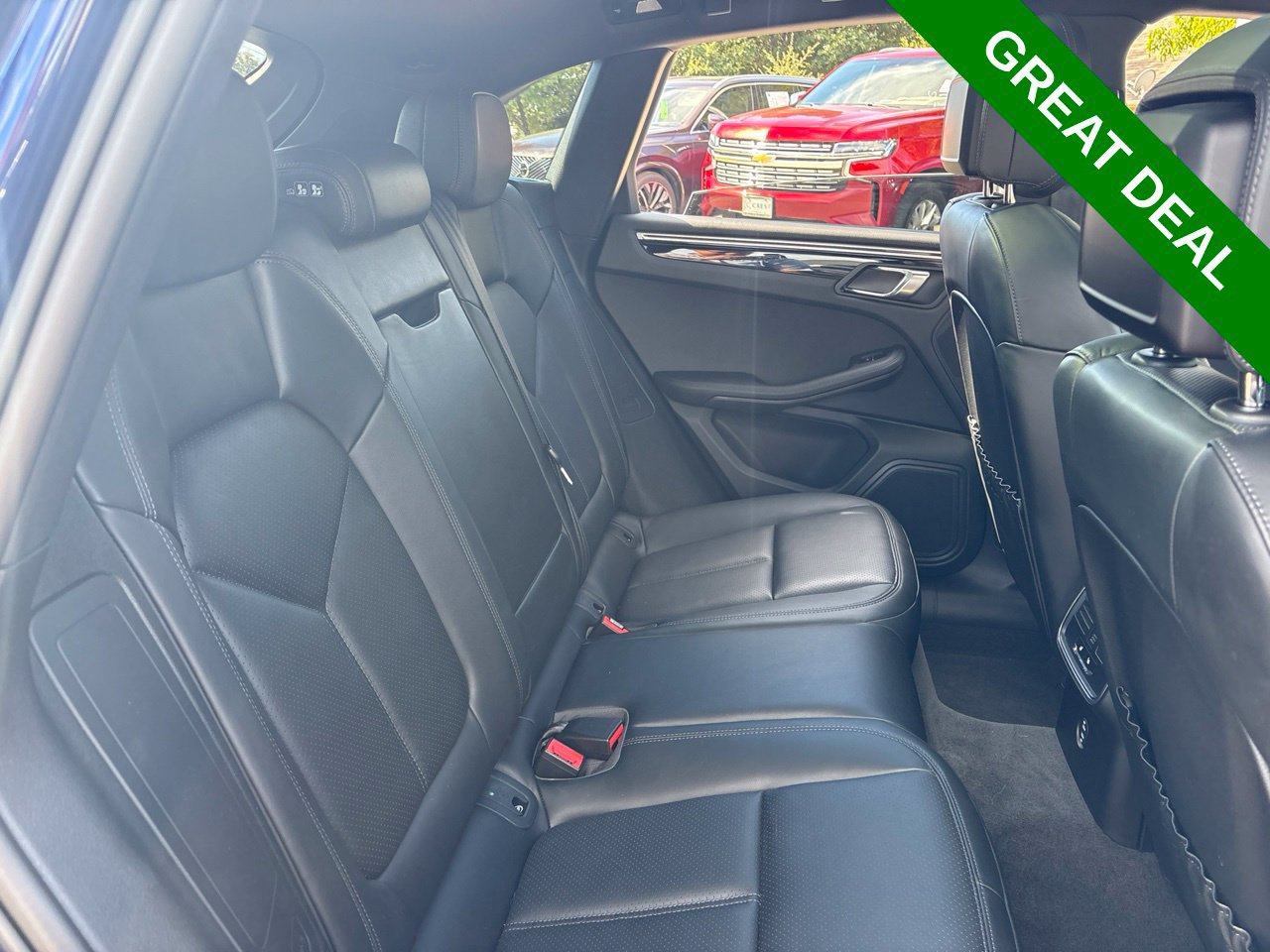 Used 2024 Porsche Macan w/ Premium Plus Package AWD/4WD image 13