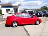 Used 2012 Hyundai Accent GLS image 2