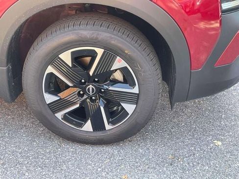 New 2025 Nissan Kicks SV w/ SV Premium Package image 8