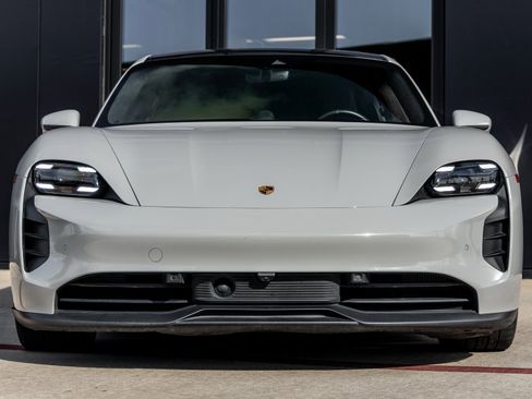 Certified 2023 Porsche Taycan GTS image 8