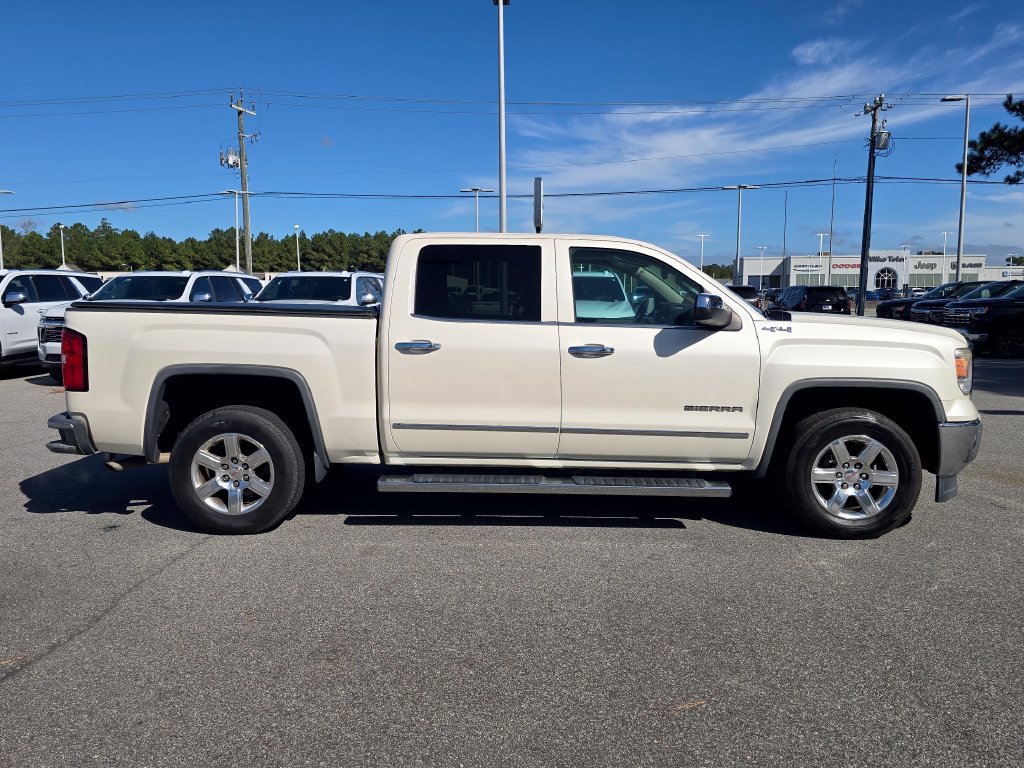 Used 2014 GMC Sierra 1500 SLT w/ Driver Alert Package AWD/4WD image 2