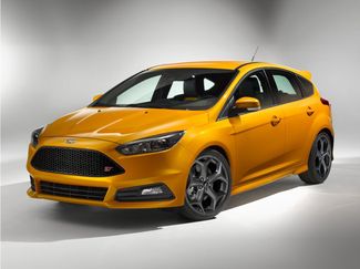 Used 2018 Ford Focus ST FWD video 1