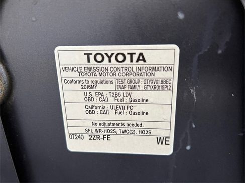 Used 2016 Toyota Corolla S image 36