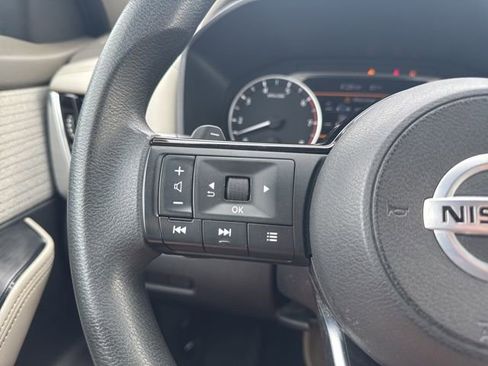 Used 2021 Nissan Rogue SV AWD/4WD image 23