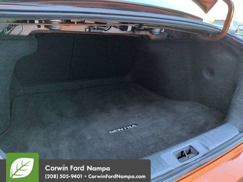Used 2020 Nissan Sentra SR FWD image 29