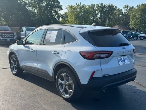 Certified 2025 Ford Escape ST-Line Select AWD/4WD image 25