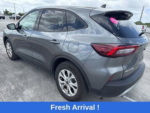 Used 2025 Ford Escape Active image 15