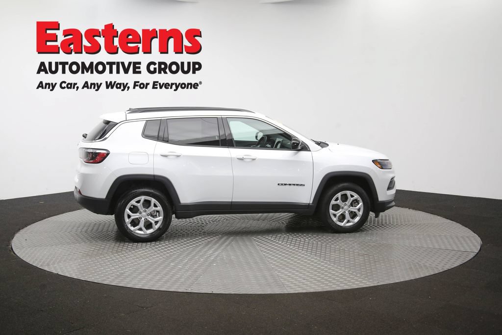 Used 2024 Jeep Compass Latitude AWD/4WD image 41