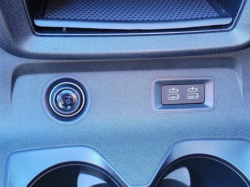 Used 2024 BMW X7 M60i w/ Executive Package image 24