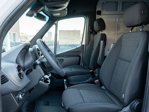 New 2026 Mercedes-Benz Sprinter 2500 image 14