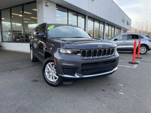 Used 2025 Jeep Grand Cherokee L Laredo AWD/4WD image 3