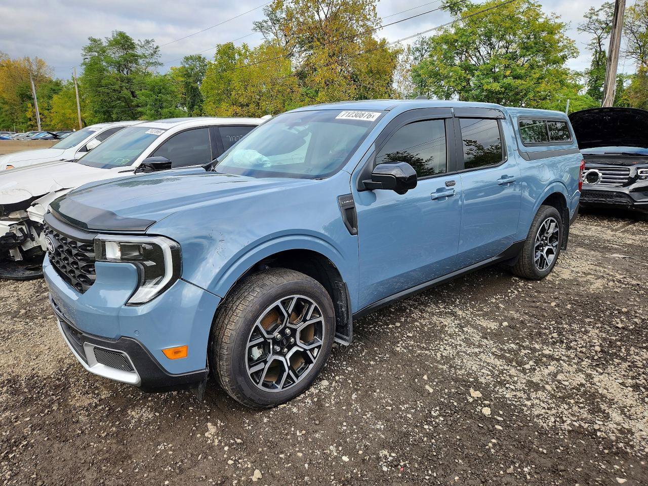 Used 2025 Ford Maverick Lariat AWD/4WD image 3