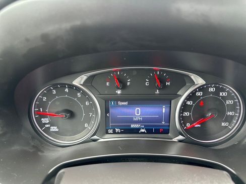 Used 2023 GMC Terrain SLE w/ Driver Convenience Package image 30