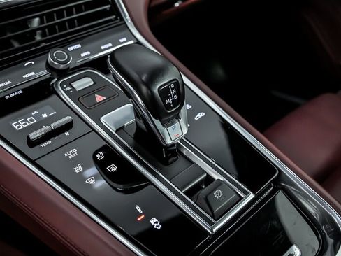 Used 2019 Porsche Panamera Turbo AWD/4WD image 33