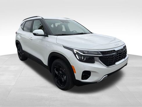 New 2026 Kia Seltos EX w/ EX Sunroof Package FWD image 1