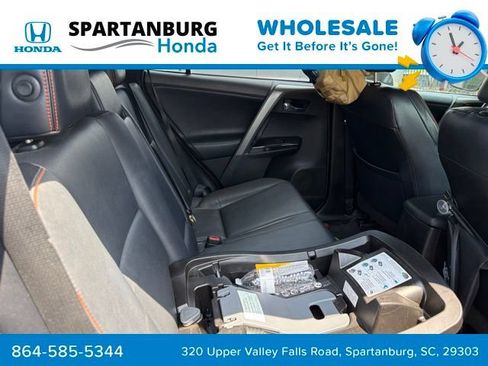 Used 2016 Toyota RAV4 SE FWD image 19
