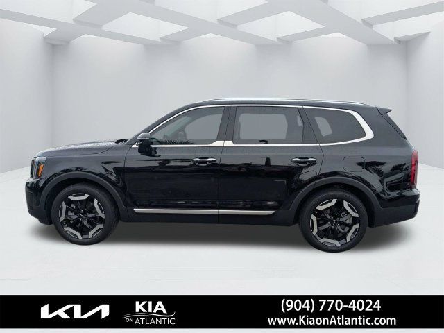 Used 2025 Kia Telluride S FWD image 6