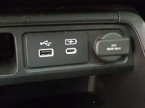 Certified 2023 Honda Pilot TrailSport image 8