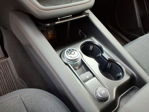 Used 2025 Ford Explorer Active image 17