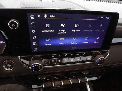 Used 2024 Chevrolet Colorado Z71 w/ Z71 Convenience Package 2 image 15