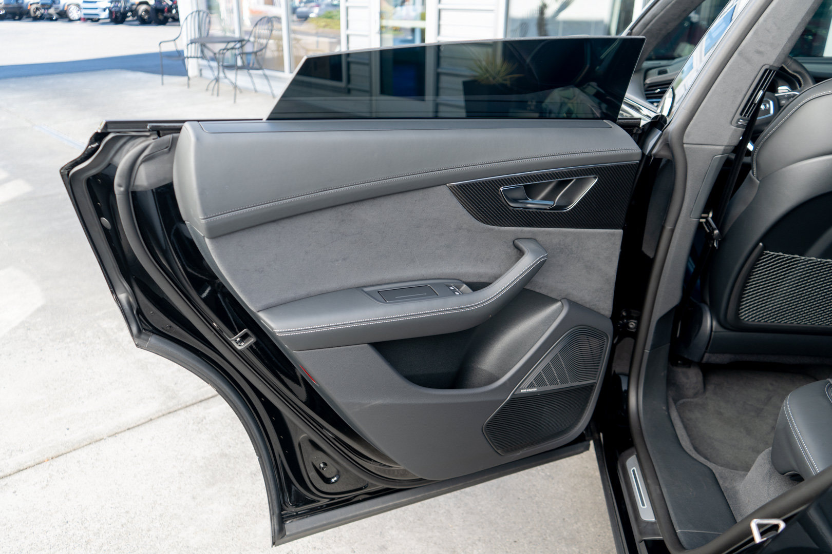 Used 2023 Audi RS Q8 AWD/4WD image 25