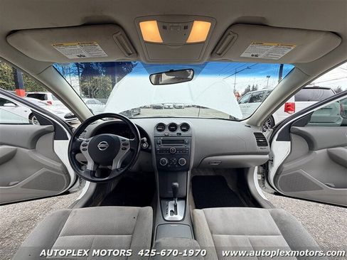 Used 2007 Nissan Altima 2.5 S w/ Convenience Pkg image 11
